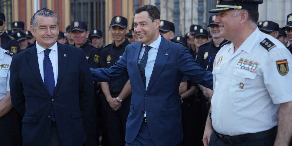 Andalucía recibe a los 186 nuevos agentes de la Policía Adscrita: «Vuestra labor es esencial»