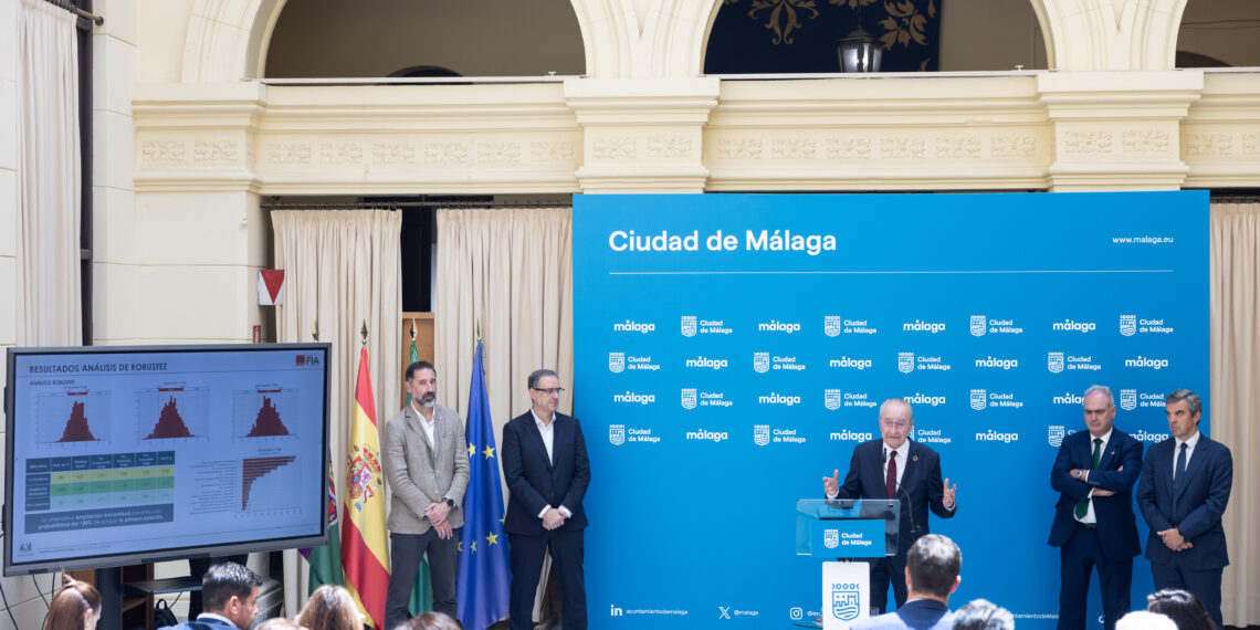 La ampliación de la Universidad es el espacio idóneo para construir la Nueva Rosaleda según el estudio de alternativas