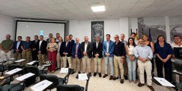 Junta y ayuntamientos colaborarán para aprovechar los beneficios de la actividad minera