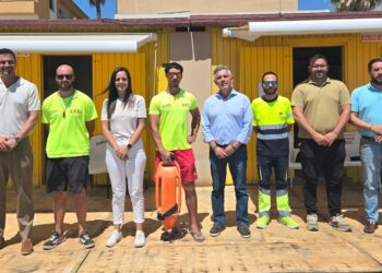 Arranca la temporada de playas en Manilva: activado el dispositivo de socorrismo y salvamento