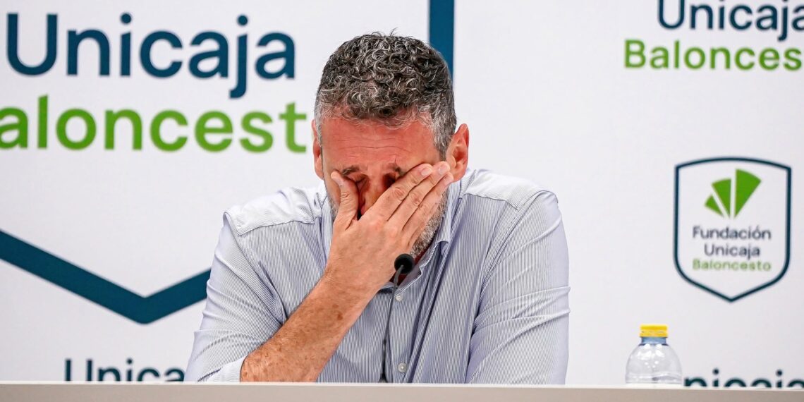 El Unicaja Málaga se despide de Ibon Navarro, el mejor entrenador de su historia
