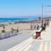 Hallan muertos a un hombre y una mujer en la playa de Torrox tras un posible ahogamiento