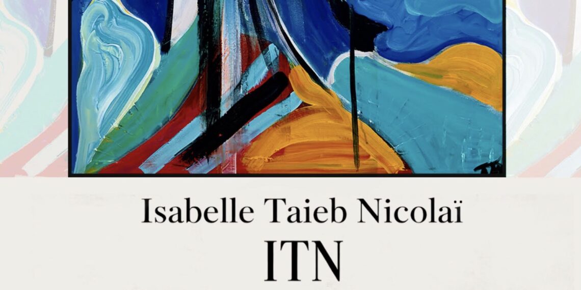 La pintora y diseñadora Isabelle Taieb Nicolaï, miembro del colectivo de artistas ‘JAJA’, expone su obra en la Casa Las Tejerinas