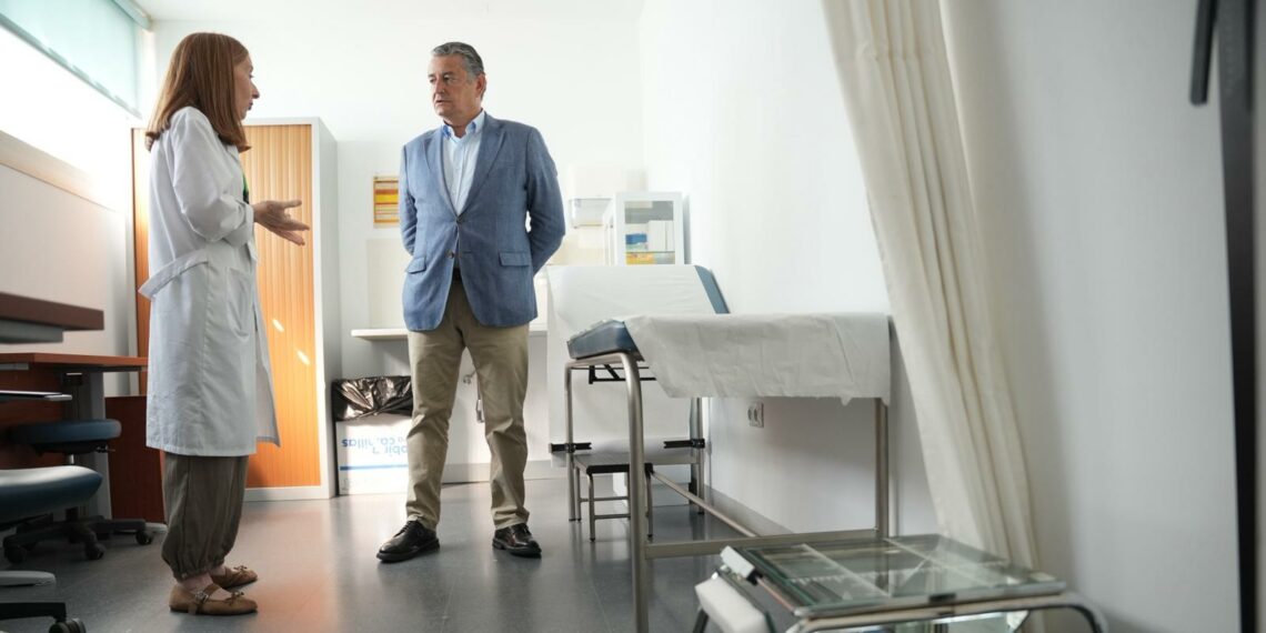 Sanidad prevé más de 7.200 contratos para cubrir vacaciones este verano en Málaga, un 24,5% más