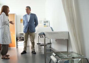 Sanidad prevé más de 7.200 contratos para cubrir vacaciones este verano en Málaga, un 24,5% más
