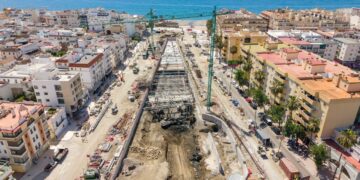 Avanzan las obras del bulevar de Estepona con varias fases en proceso de finalización