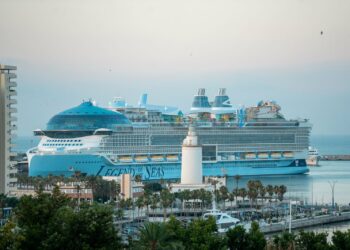 La llegada del Legend of the Seas confirma el papel de la Costa del Sol como uno de los grandes destinos de cruceros del Mediterráneo