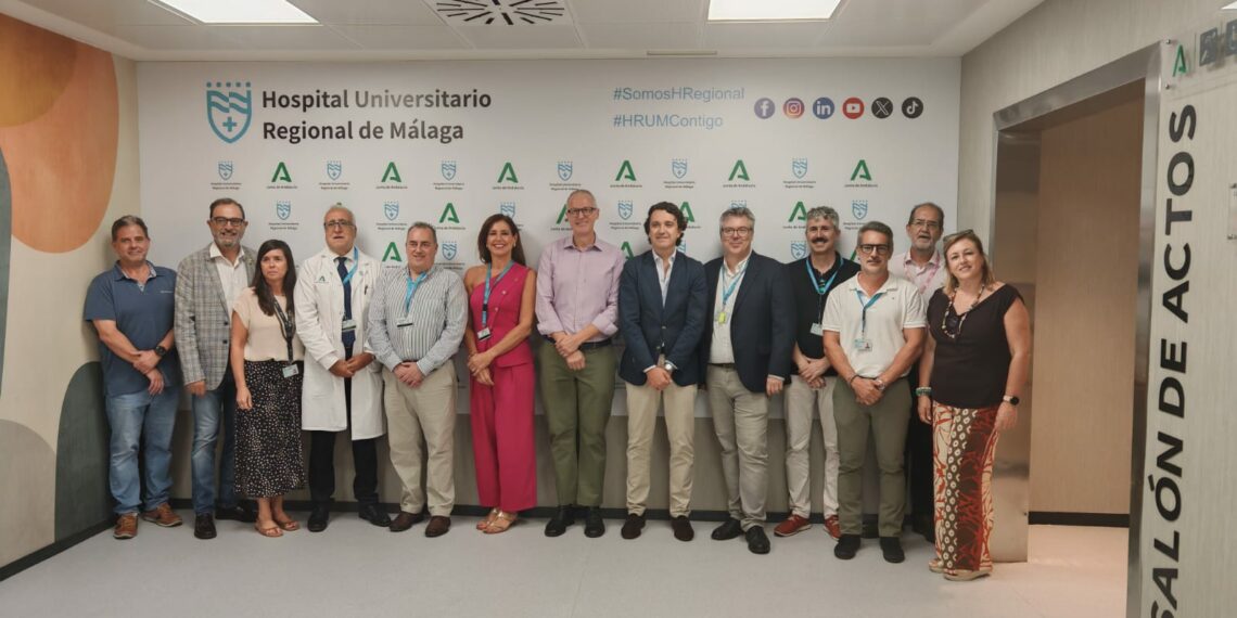 El Hospital Regional lidera un debate sobre la transformación tecnológica de la sanidad pública