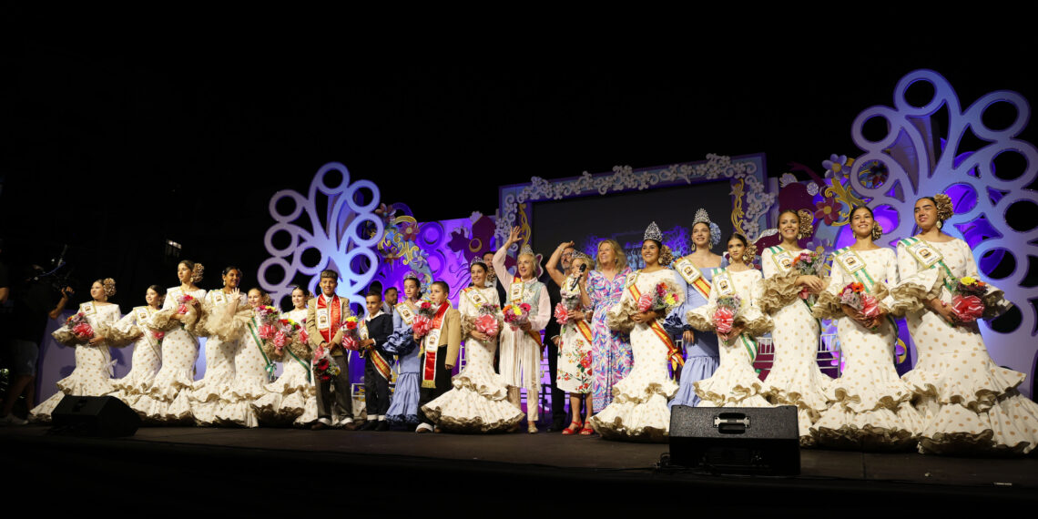 Marbella inició anoche su Semana Grande con el emotivo pregón de Aurelio Gómez, que recorrió cuatro décadas de feria y transformación de la ciudad