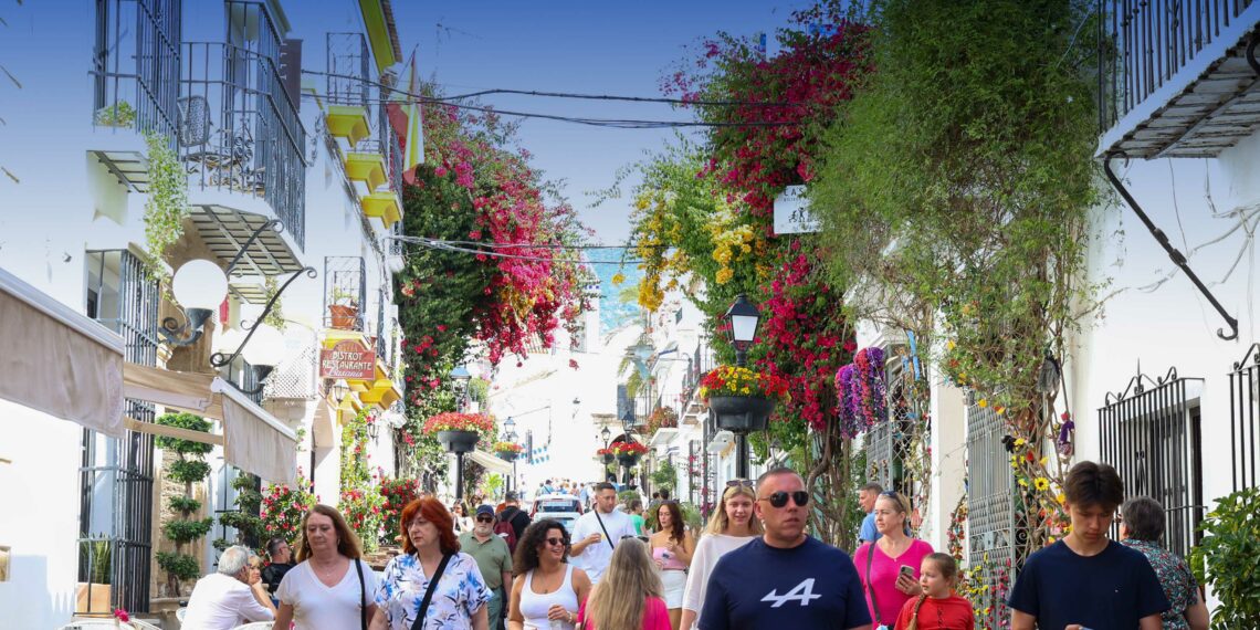Marbella alcanza un récord histórico de viajeros en un mes de abril y consolida su fortaleza turística con más ocupación hotelera y mayor rentabilidad
