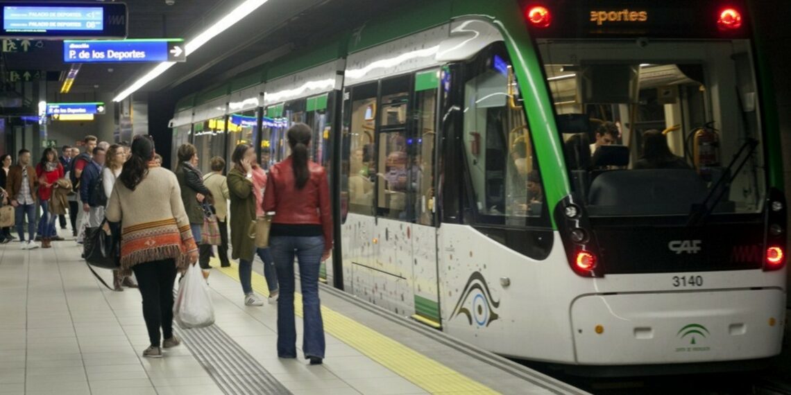 Metro de Málaga avanza en su digitalización con información en tiempo real de ubicación de trenes