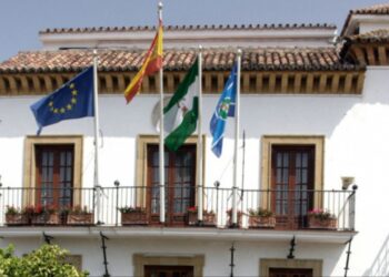 Marbella pone a disposición de su comunidad venezolana recursos municipales para canalizar el envío de ayudas tras el terremoto