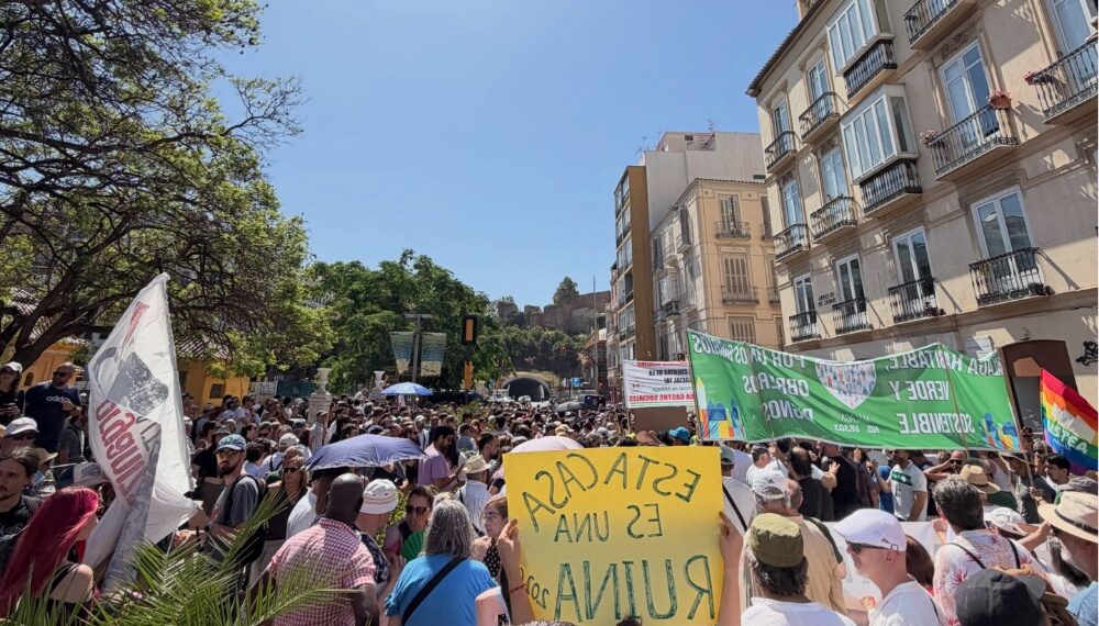 Málaga sale a la calle por la situación de la vivienda: «Ni alquileres por las nubes, ni salarios por los suelos»