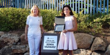 Marbella homenajea a la deportista Sonia Vázquez, que pondrá su nombre a la pista de atletismo de Arroyo Primero