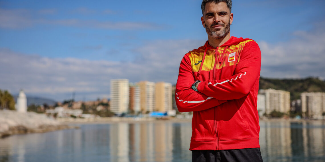 El remero malagueño Adrián Miramón prueba las aguas olímpicas de Los Ángeles 2028