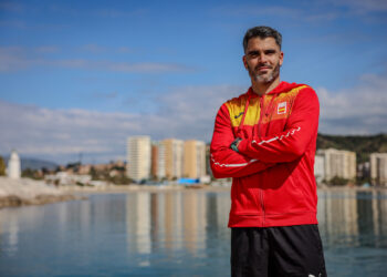 El remero malagueño Adrián Miramón prueba las aguas olímpicas de Los Ángeles 2028