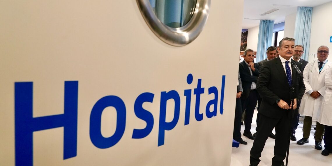 El Hospital Regional de Málaga firma el acta de inicio de las obras del futuro Centro de Protonterapia