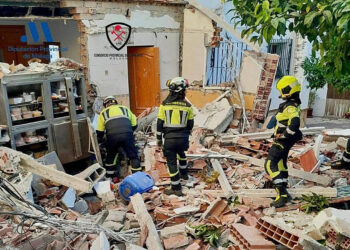 Una bombona explota en un restaurante de Sayalonga y causa ocho heridos
