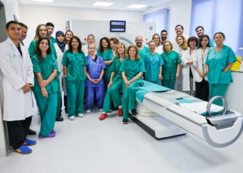 El Hospital Regional de Málaga impulsa la salud digital entre pacientes, familias y profesionales