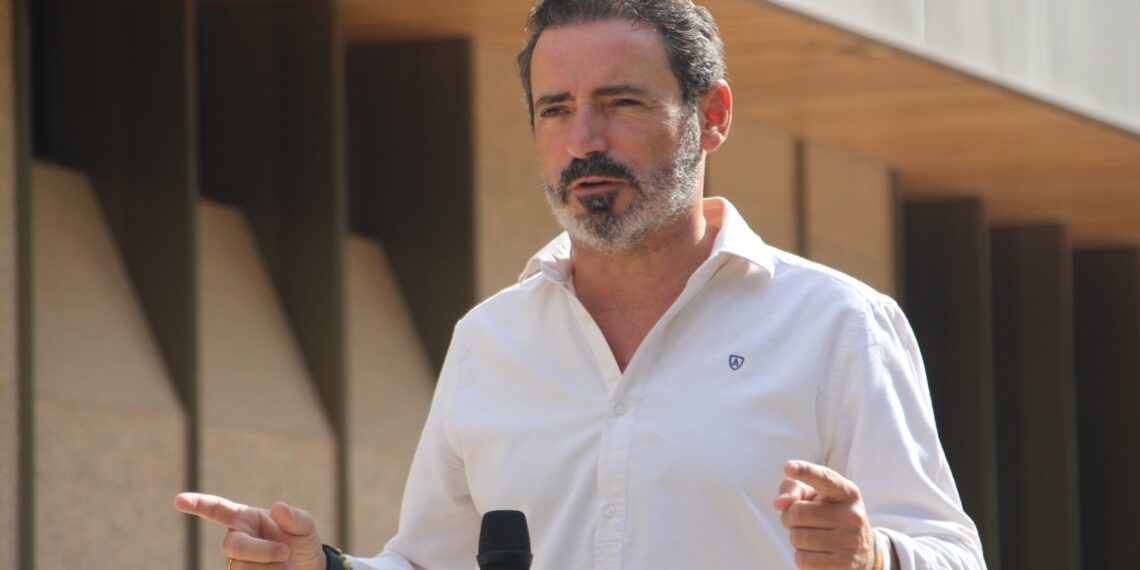 El PP afea a Sánchez que mantenga la A-7 en un “limbo” sin mejoras ni actuaciones mientras se cronifica el colapso que sufren los malagueños