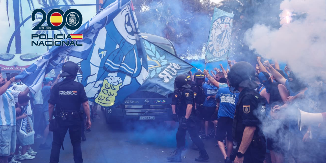 La Policía Nacional despliega cerca de un centenar de agentes en un dispositivo especial con ocasión del partido del Málaga