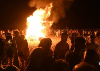 Torremolinos celebra la festividad de San Juan con moragas y música