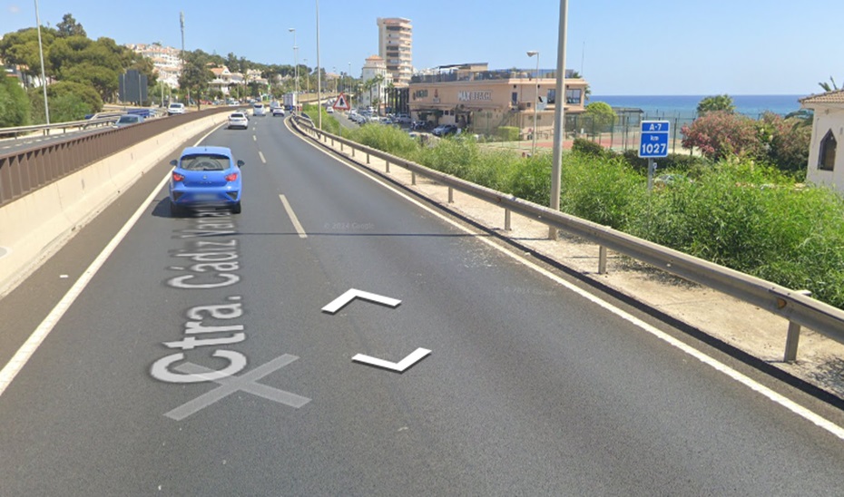 Una mujer pierde la vida tras ser atropellada por un camión en la A-7 a la altura de Mijas