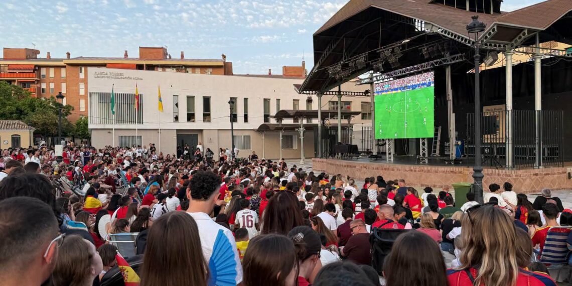 La Costa del Sol, lista para apoyar a España: pantallas gigantes para seguir la final del Mundial