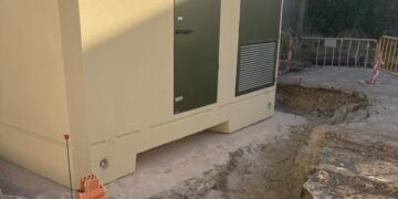 Las nuevas instalaciones eléctricas de Las Cañadas mejorarán el suministro a más  de 2.000 vecinos desde el mes próximo