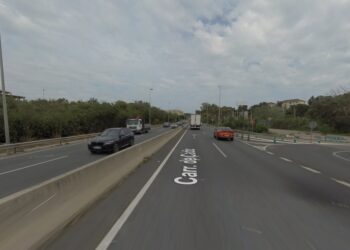 Fallece un hombre de 74 años tras ser atropellado al salir de su camión averiado en la A-7 en Marbella