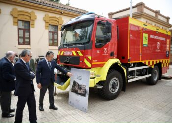 Antonio Sanz anuncia el decreto de coordinación de bomberos para los primeros meses de 2027