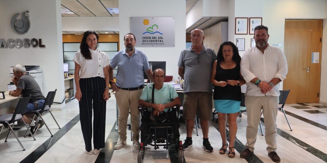 Acosol finaliza las obras para llevar agua potable a más de 270 parcelas de La Majadilla del Muerto en Mijas