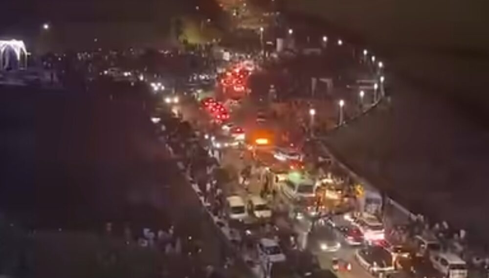 Ceuta amanece sumida en el caos por la entrada de más de 50.000 inmigrantes ilegales desde Marruecos