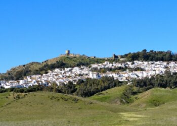Jimena de la Frontera: donde el mar se tiñe de verde