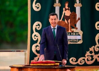 Juanma Moreno, en su toma de posesión: «En esta Andalucía que estamos haciendo, cada vez más grande, cabemos todos”