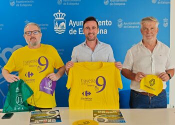 Estepona acoge el próximo domingo la IX Travesía a Nado Virgen del Carmen Coronada