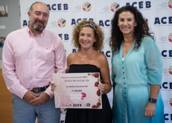 Academia de arte Gnoesis y Estanco Domínguez, ganadores de los concursos de Feria de San Juan