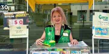 La ONCE reparte medio millón de euros en la avenida Velázquez de Málaga capital