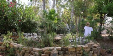 La Noria de Diputación recrea un refugio bioclimático acuapónico en sus jardines