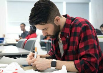 Andalucía mantendrá el próximo curso las matrículas universitarias entre las más asequibles del país