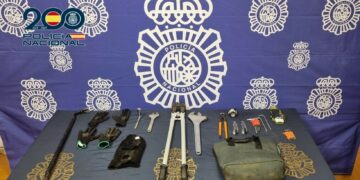 Detenidos in fraganti dos ladrones de interiores de remolques en áreas de descanso en Antequera