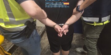 Detenido un feriante en Málaga tras apuñalar de gravedad a un joven: la investigación apunta a un ataque por motivos  pasionales