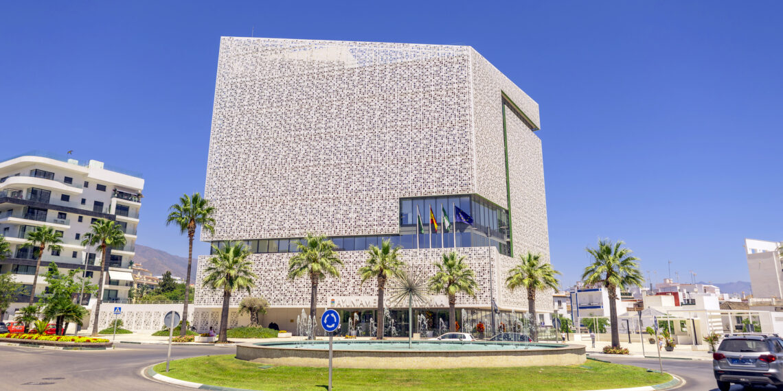 Estepona impulsa una nueva ordenanza para hacer más accesible y ágil la administración digital