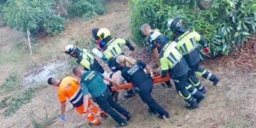Rescatado un hombre herido tras caer en el interior de un bidón de agua en Alhaurín el Grande