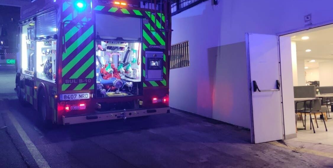 Evacuan parcialmente el Hotel Spirit de Benalmádena tras producirse un incendio