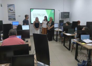 Manilva apuesta por el emprendimiento con una Master Class del programa de empleo y formación