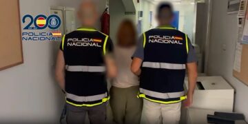 Detenida una falsa abogada tras estafar 100.000 euros a un inversor en la compraventa de una villa de lujo en Marbella