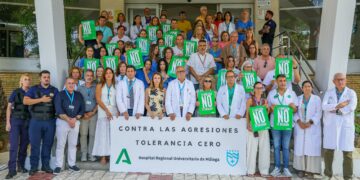 El Regional de Málaga expresa su rechazo tras la agresión a dos enfermeras de Urgencias