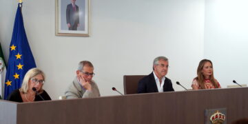 Estepona registra un 16% más de trámites electrónicos durante los siete primeros meses de 2026