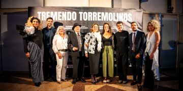 ‘Tremendo Torremolinos’: el relato de una ciudad que ha hecho de su identidad el auténtico destino